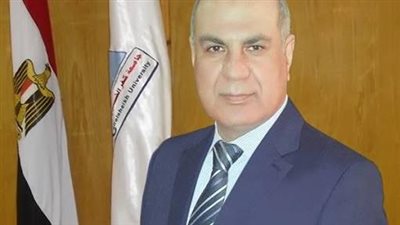رئيس جامعة كفرالشيخ ينعى ضحايا حادث تصادم قطارى اﻹسكندرية 