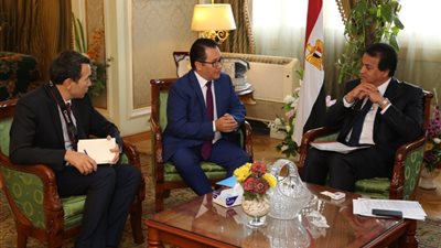 وزير التعليم العالى والبحث العلمى يبحث سبل التعاون مع الصين فى مجال العلوم والتكنولوجيا والابتكار