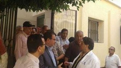 الوارقى فى جولة تفقدية لمستشفى أشمون العام