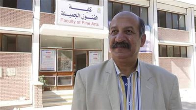 رئيس جامعة أسيوط يجدد الثقة للمنسى كعميدآ للفنون الجميلة
