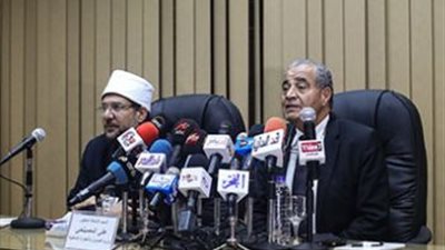 وزير التموين يوضح حقيقة توزيع لحوم العيد على البطاقات التموينية