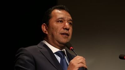 محافظ الأقصر يصدرقرارات تغير القيادات التعليمية