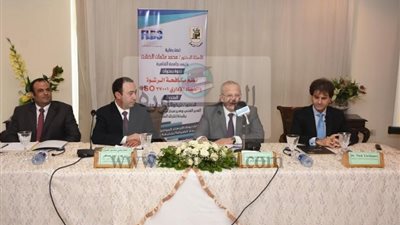 الخشت: ميكنة الإجراءات المالية والإدارية في الجامعة يساهم بـنسبة 70% فى عملية الإصلاح المالي والإداري