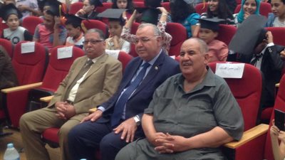 بالصور.. مجلس أمناء الخارجة يكرم الطلاب أوائل الشهادات بمختلف المراحل التعليمية