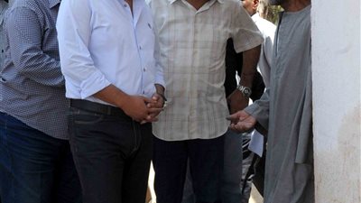 جولة لمحافظ الأقصر بمركز أرمنت جنوب غرب المحافظة