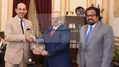 رئيس جامعة القاهرة يستقبل المستشار الثقافي السعودي بالقاهرة ويبحثان أوجه التعاون المشترك