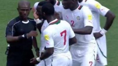عاجل..اعادة لقاء بتصفيات أفريقيا المؤهلة لكأس العالم..والسبب