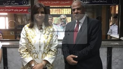 بالصور..وزيرة الهجرة تفتتح نظام الشباك الواحد بمصلحة الجوازات بمجمع التحرير للمقيمين بالخارج