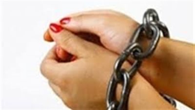 3 خفراء يقتلون سائقا اثناء ممارسته الرذيلة مع ربة منزل 