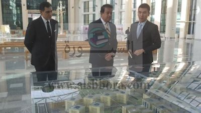 وزير التعليم العالي يقوم بزيارة المركز الوطني للتكنولوجيا الحيوية بكازاخستان