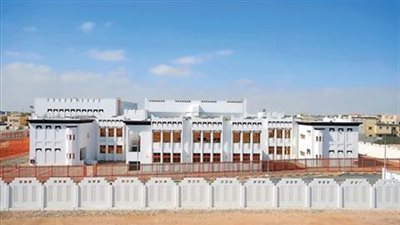 كبري المدارس الاماراتية تعلن عن وظائف لمعلمين و معلمات مادة الانجليزى .. ننشر نص الإعلان