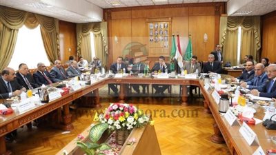  ننشر.. تفاصيل جلسة الاعلي للجامعات..  