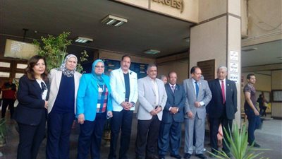 نواب جامعة عين شمس يفتتحون العام الدراسى الجديد