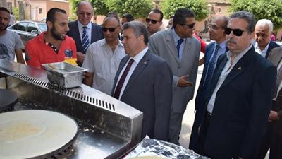 رئيس جامعة بنها يشدد علي مراجعة أسعار منتجات الكافيتريات مراعاة لظروف الطلاب