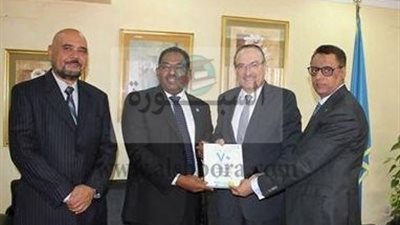 محافظ بني سويف يبحث مع الممثل الإقليمي للفاو توقيع بروتكول تعاون لتوسيع مشروع الأمن الغذائي بالمحافظة