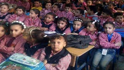  يا تعليم مصر خلصنا فيك كل العناوين.. صورة  