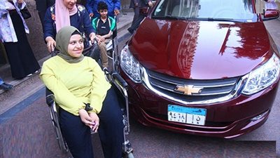 بالصور.. تعرف علي هدية السيسي لـ