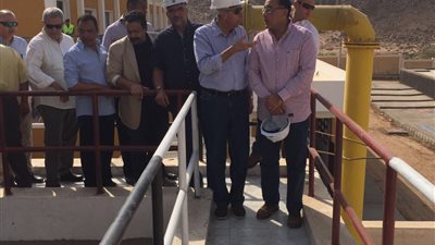 بالصور.. وزير الإسكان يعلن من أسوان: تشغيل محطة مياه جبل شيشة لخدمة مليون مواطن