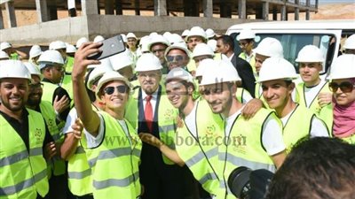 الخشت: مشروع 500500 بجامعة القاهرة من المشروعات القومية العملاقة لعلاج الأورام ويحتاج لدعم المجتمع 