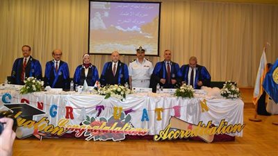 بالصور.. نائب وزير التعليم العالي يشهد احتفالية  المعهد العالي للصحة العامة لجامعة إسكندرية 