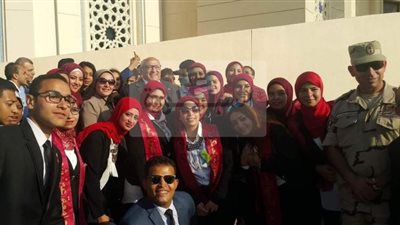 السيسى يفتتح مركز المؤتمرات الجديد بمشاركة طلاب جامعة عين شمس 