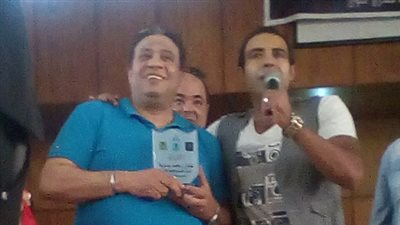 بالصور.. إقبال طلابى كثيف على حفل عدوية بآداب عين شمس