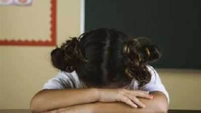 بعد تجمهر الأهالى| تعليم طنطا: نقل معلم لغة عربية بعد تحرشه بتلميذة داخل المدرسة.. وكيل المديرية : المدرس صاحب الواقعة سبق وأن تم نقله لكثرة الشكاوى