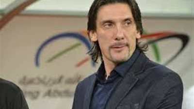 نيبوشا يختار 18 لاعبا للقاء سموحة