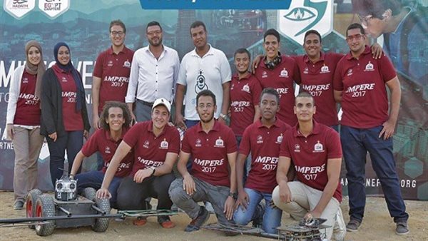 طلاب أكاديمية القاهرة