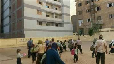 تلميذ ينتقم من موظف أمن بفتح رأسه بـ