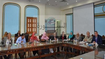 «التعليم»: عرض نماذج استرشادية لامتحانات الصفين السادس الابتدائى والثالث الإعدادى موزعين بالدرجات