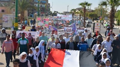 مسيرة حاشدة لابناء الوادي الجديد تضامنا مع شهداء الوطن 