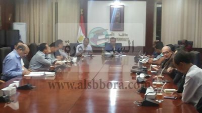 محافظ ألأقصر يلتقى ووفد صينى  لمناقشة إنشاء دار الأوبرا بالأقصر