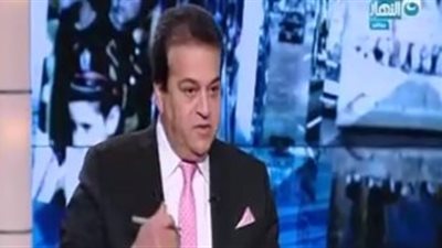 عبد الغفار يهنئ فريق جامعة بنها لحصوله على المركز الأول في مسابقة الروبوت المضاد للألغام في ماليزيا