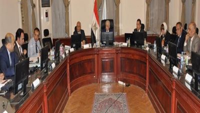 وزير التربية والتعليم يناقش موقف سير تنفيذ تدريبات الترقى للمعلمين.. والمواصفات الخاصة لتعيين المدرسين 