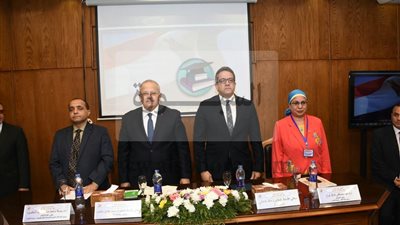 بالصور.. رئيس جامعة القاهرة ووزير الآثار يفتتحان مؤتمر الآثار والتراث في عالم متغير بحضور نخبة من المتخصصين في مصر والوطن العربي