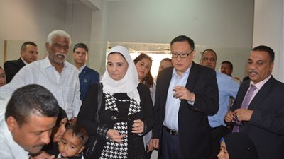 محافظ الأقصر يستقبل الرئيس التنفيذى للبنك الدولى ومساعدأول وزارة التضامن لتكافل وكرامة 