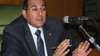 إعفاء رئيس مدينة سوهاج من منصبة بعد تعيينه بعشرين يوماً