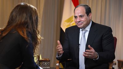 بالصور.. السيسي يخرج عن صمته ويعلن عن موقفه من حملة التوقيفات بحق أمراء ووزراء السعودية