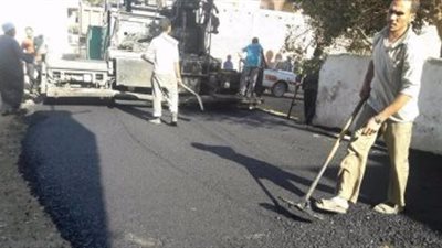 محافظ سوهاج : رصف طريق الجلالات بقرية سفلاق 