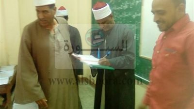 مدير ادارة اسنا للتعليم الازهري غرب يتفقد بعض المعاهد