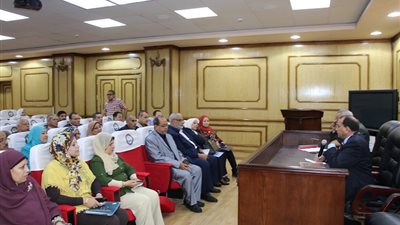 رئيس جامعة بنى سويف : الكفاءة تسبق الأقدمية ويجب العمل بشكل مؤسسي