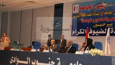 مؤتمر جامعة جنوب الوادي يطالب بتدريس العلوم الانسانية بجامعات الوطن العربي