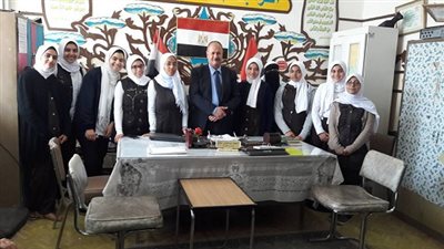 مدرسة زيان الرفاعى الثانوية ببلطيم تستقبل الطالبات الفائقات بـ