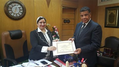 كلية البنات جامعة عين شمس تناقش 