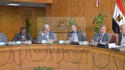 نشر.. قرارات اجتماع مجلس ادارة المجمع التعليمي للغات بالإسماعيلية