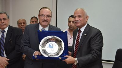 محافظ بني سويف: لدينا رؤية جديدة في مجال معالجة الصرف الصحي