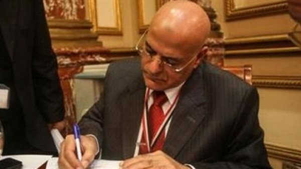 النائب فايز بركات