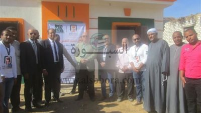 مصر الخير تسلم 18 منزلاَ بعد إعادة إعمارهم بقرية كومير جنوب الأقصر