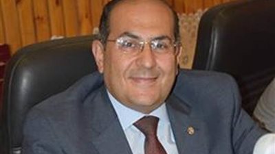 محافظ سوهاج: رفع المخلفات والقمامة وتمهيد الطرق بمنطقة الست عزيزة